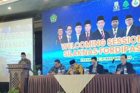 Direktur Pascasarjana UIN Madura Hadiri FORDIPAS dan INCOILS 2025